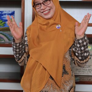 Eliyan Suzanna, S.Pd., M.Pd