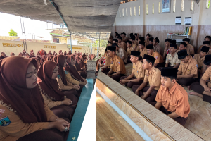 MENCARI BAROKAH KYAI: SISWA KELAS XII MAN 2 JOMBANG ZIARAH KE MAQBAROH MASAYIKH DARUL ULUM REJOSO JELANG UJIAN TKA